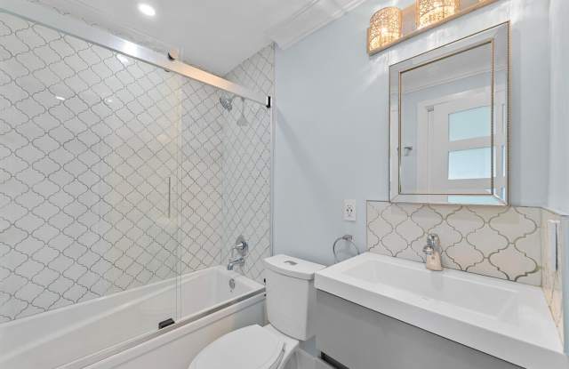 3220 Bayview Drive Gallery 4
