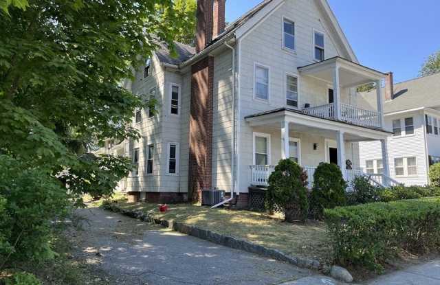 8 Lee unit: 2 photos photos 8 Lee unit: 2 photos photos