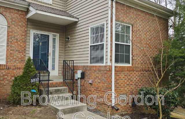 5210 Village Way photos photos