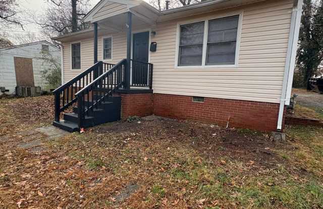 Renovated 3bed/1bath in Greensboro! photos photos