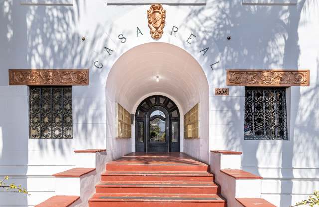 Casa Real photos photos