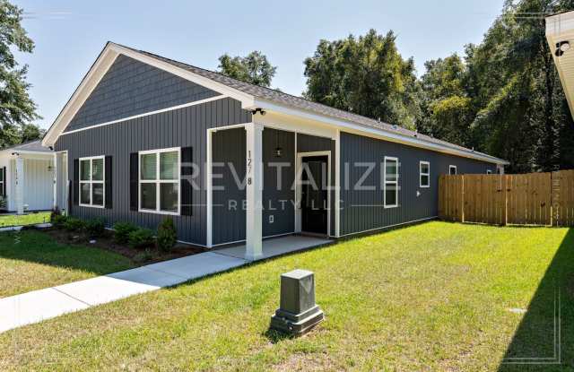 Luxury 3 BR / 2 BA New Build Duplex in Saraland! photos photos