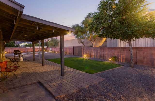 STUNNING REMODELED 4 BEDROOM/2 BATHROOM TEMPE HOME ON CUL-DE-SAC LOT WITH POOL - 319 East Riviera Drive, Tempe, AZ 85282