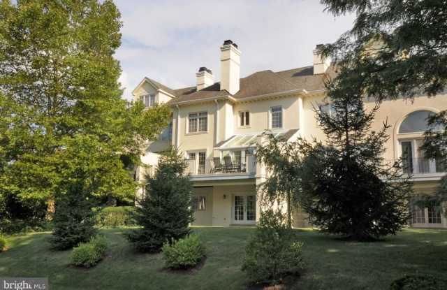 738 CANTERBURY LANE Gallery 1