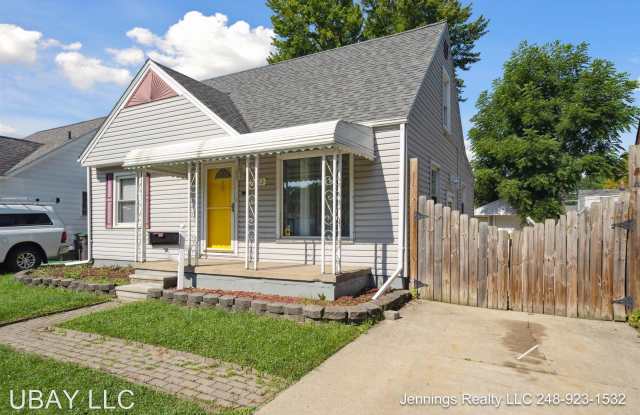 8252 Ziegler Gallery 4