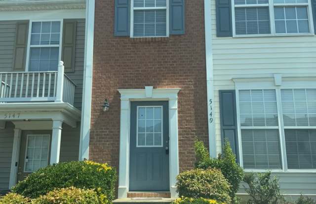 Lovely 3br 2.5ba TH in Raleigh! Available Now! photos photos