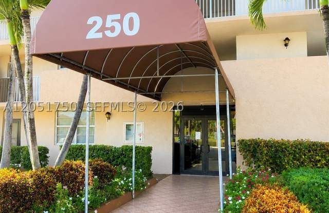 250 Jacaranda Dr Gallery 2