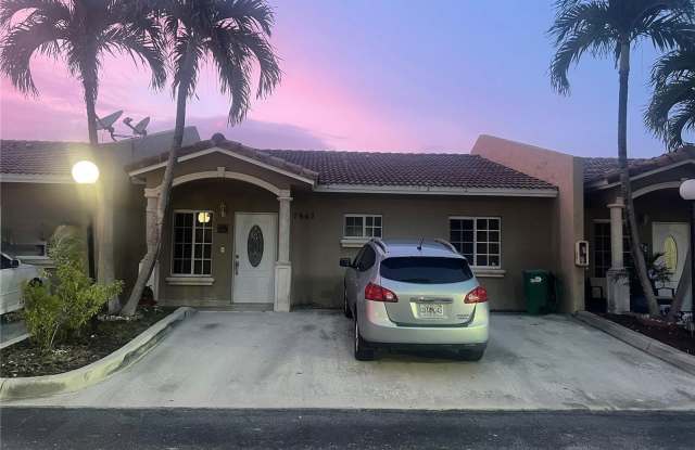 7667 Northwest 182nd Lane photos photos