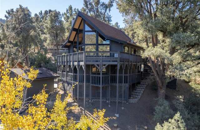 2461 Tyndall Way photos photos