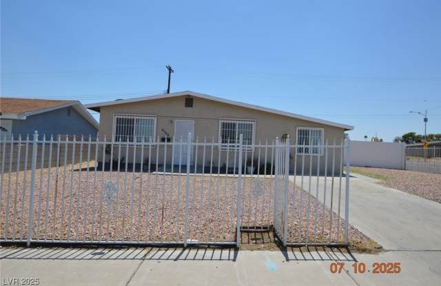 6349 Bannock Way photos photos