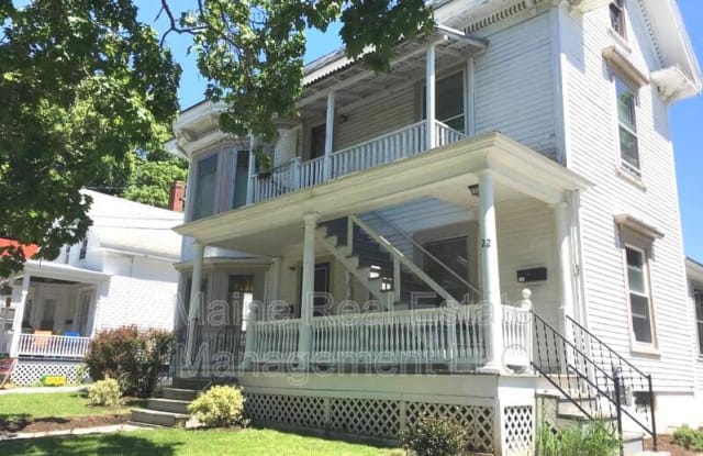 22 East Summer St - 22 East Summer Street, Bangor, ME 04401