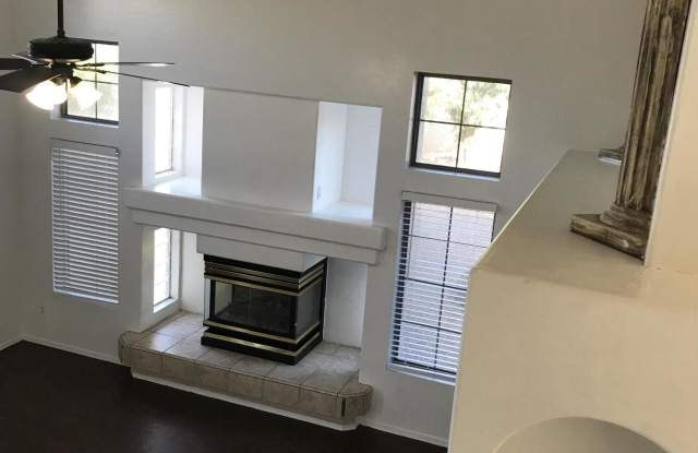 6275 N 75th Drive Gallery 3