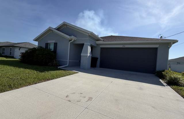 2901 NW 18th Pl Gallery 1