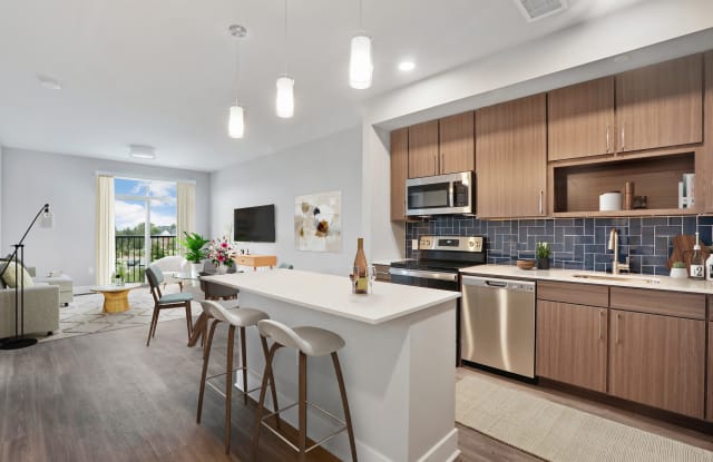 Woodmore Apartments Gallery 2