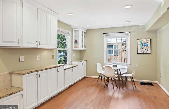 5267 LEESTONE Court Gallery 4