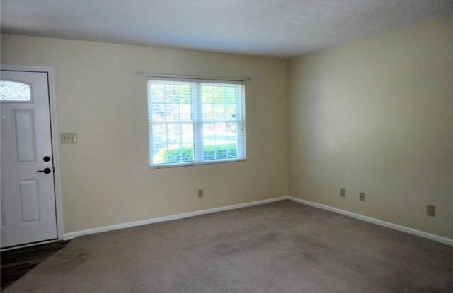 403 Northdale Court Gallery 2