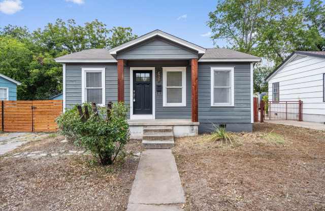 2932 Moss St, Austin, Texas 78722 Gallery 1