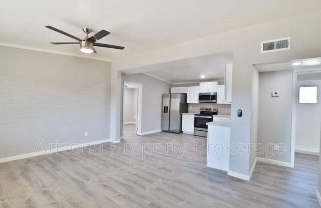 1538 E. Pierce St. B - 1538 East Pierce Street, Phoenix, AZ 85006