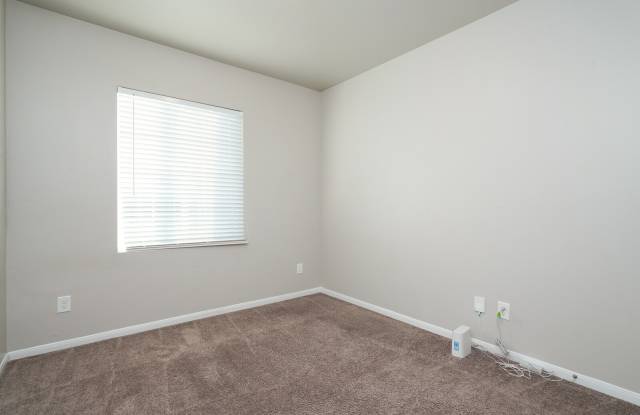 3915 Ivy Path Gallery 4