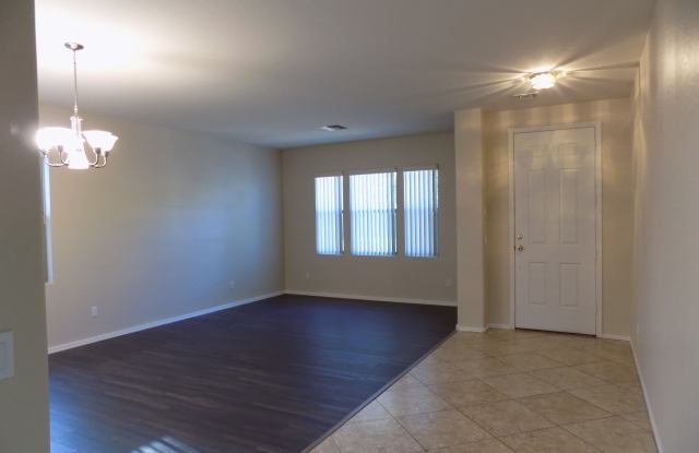 3351 W. Lucia Dr. Gallery 4