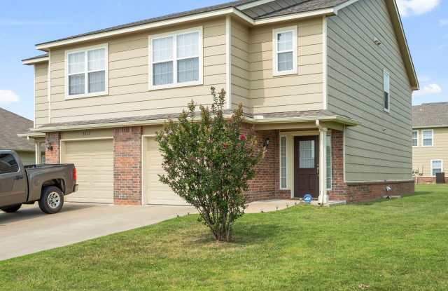 Glen Eagle Duplexes Gallery 2
