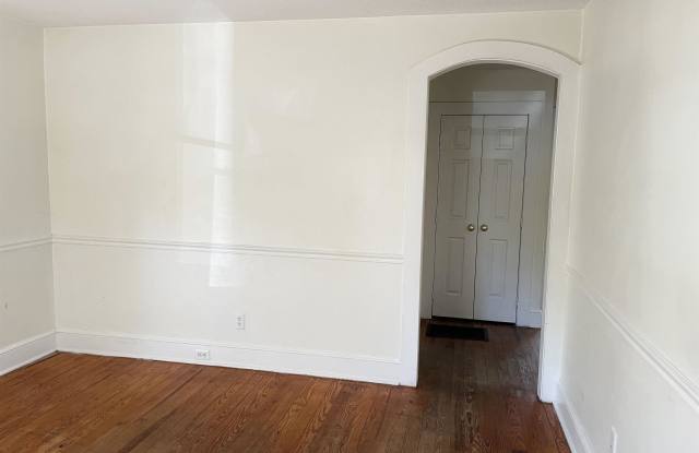 608 W McNeill Street Gallery 3