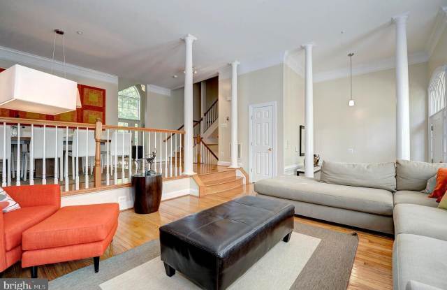 1597 N COLONIAL TER Gallery 3