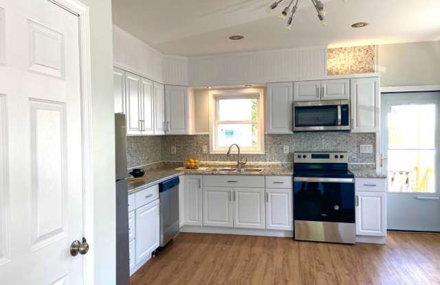 469 Carey Ave photos photos