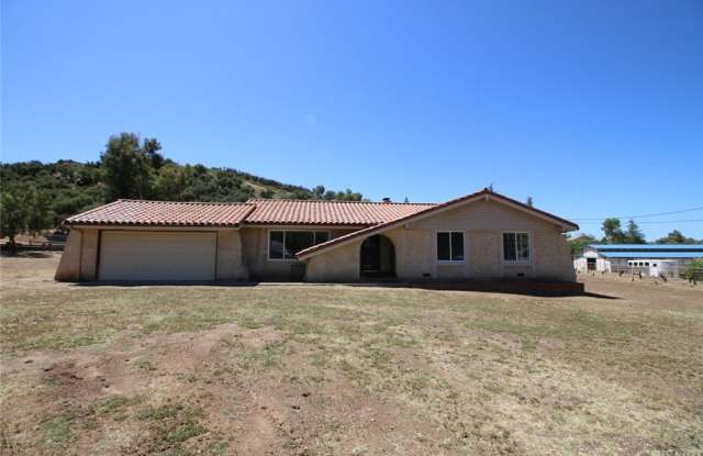 18438 Texas Canyon Road Gallery 2