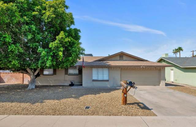 439 E Malibu Dr, Tempe, AZ 85282 photos photos