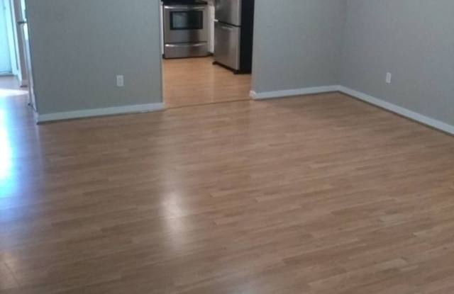 3132 Country Club Rd - located in the very desirable Trent Woods area! Gallery 4