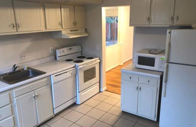 2928 WETHERBURN COURT Gallery 4