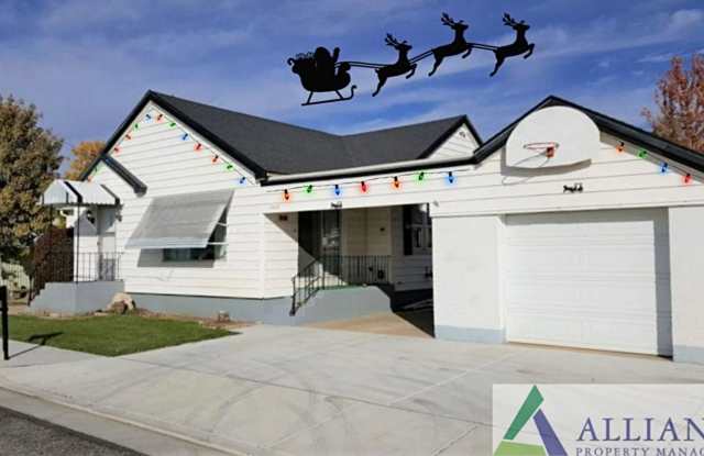 Deposit Moves You In! 3 Bed 1 Bath Home For Rent in Clinton - 2622 North 1500 West, Clinton, UT 84015