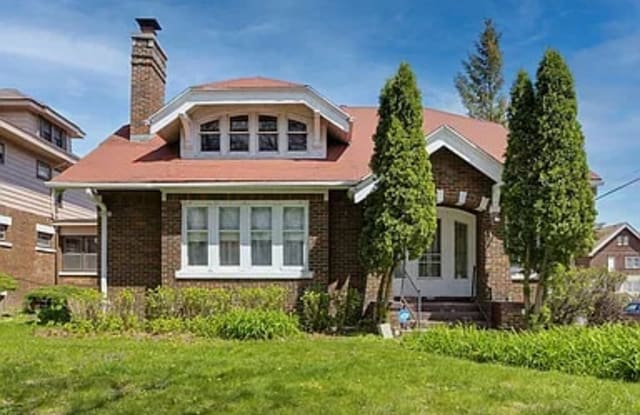2702 North Grant Boulevard - 2702 North Grant Boulevard, Milwaukee, WI 53210