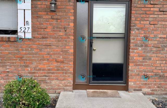 Charming 2-Bedroom, 1.5-Bathroom Condo in Reno! Gallery 3