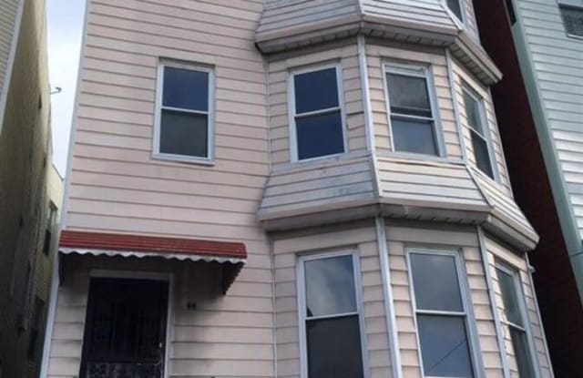 44 South East Groshon Avenue - 44 Groshon Ave, Yonkers, NY 10701