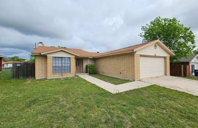 NEW CARPET IN SPARE BEDROOMS! photos photos
