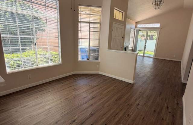 BEAUTIFULLY UPDATED RANCHO SAN DIEGO 3 BEDROOM HOME photos photos
