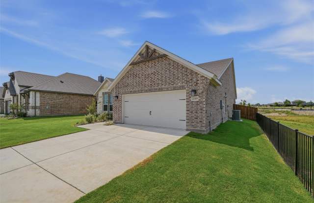 2109 Bluebird Lane Gallery 4