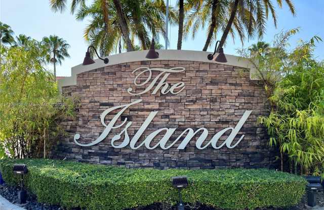 295 NW 165th Ave - 295 Northwest 165th Avenue, Pembroke Pines, FL 33028