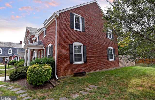 4668 36TH ST S #A Gallery 2