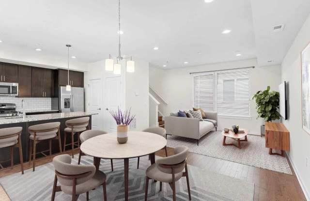 2139 E Lehigh Ave photos photos
