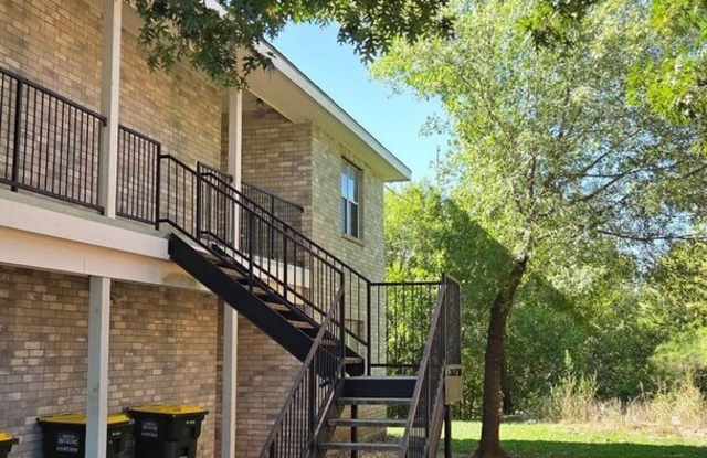 501 Dukeway Gallery 4