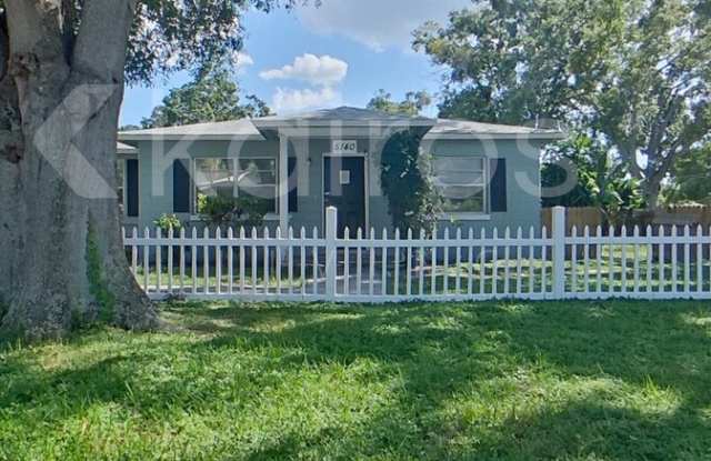 5140 17th Avenue North photos photos