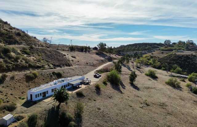 11077 Pacific View Dr Gallery 2