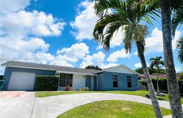 13065 SW 263rd Ter photos photos