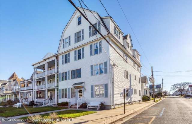 16 Surf Avenue Gallery 3