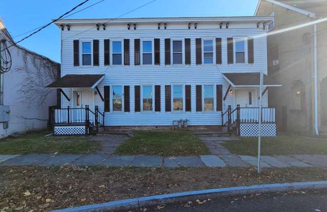 3 Bedroom Apartment - Kingston, NY Gallery 2