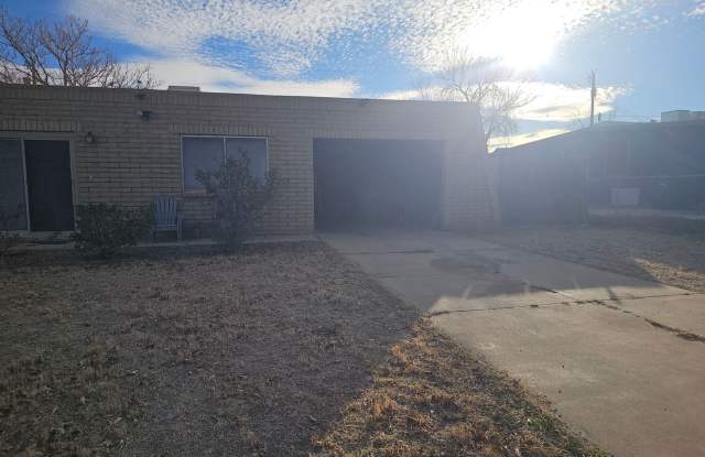 NEW CARPET IN HUACHUCA CITY! photos photos