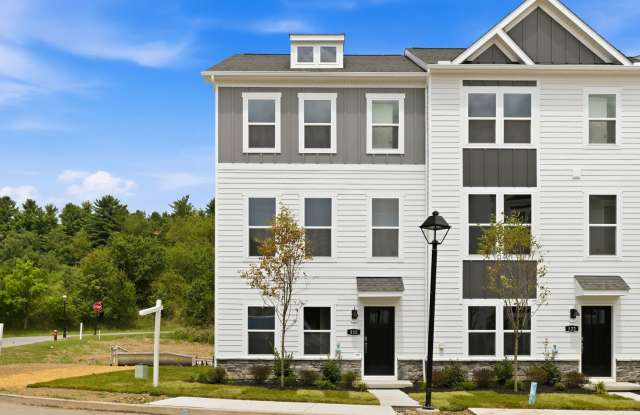 New Construction / 3BR Townhome / $500 Bonus photos photos